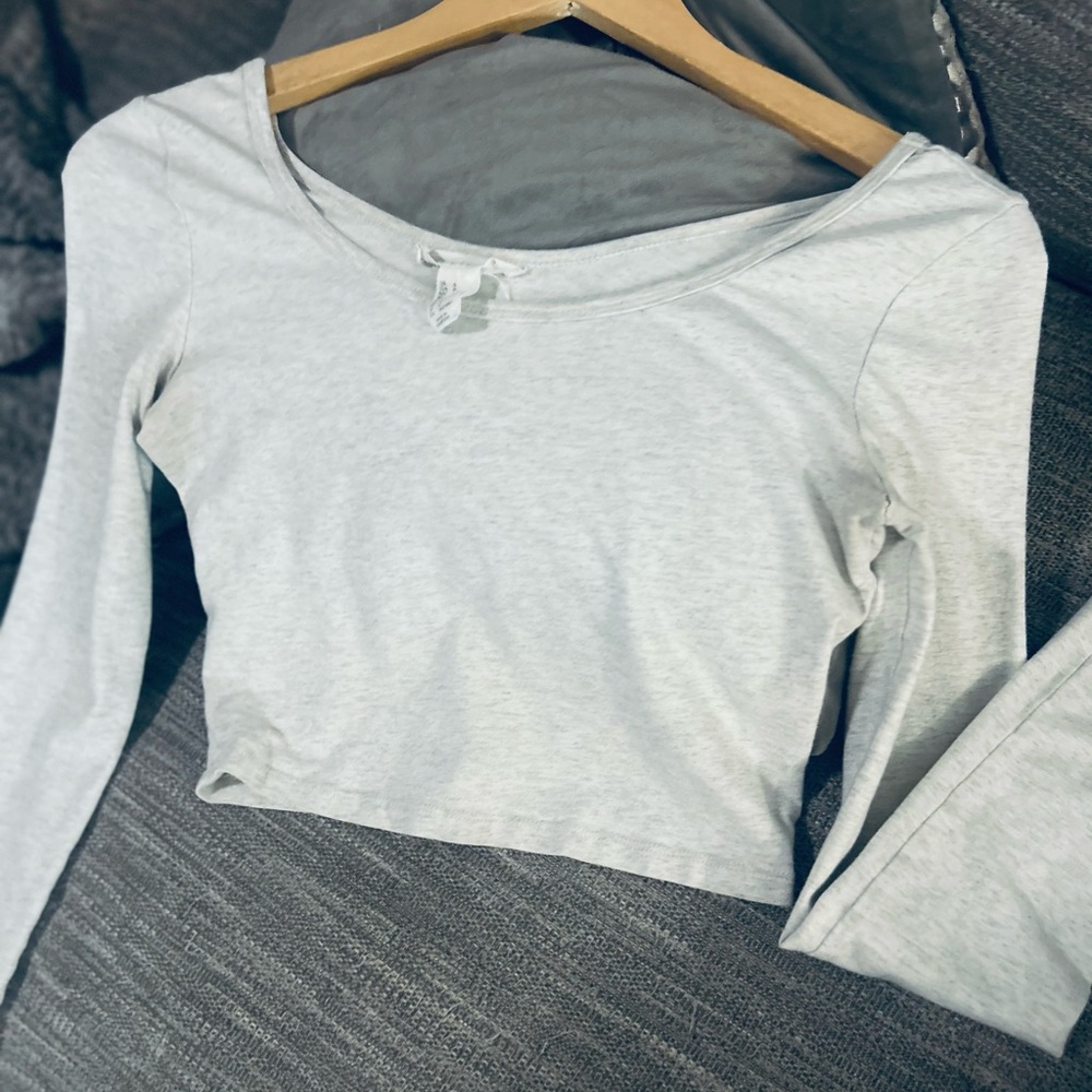 Forever 21, Cropped Gray Long Sleeve Top, women’s small